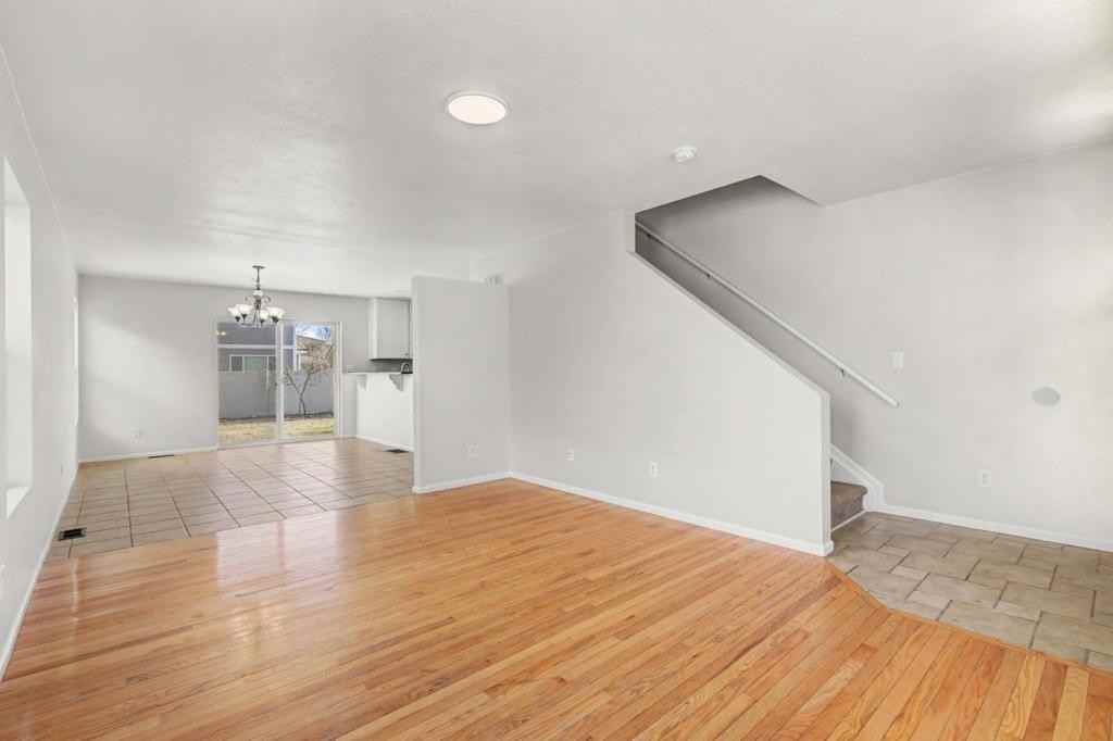 3907 Heatherwood Cir - Photo 5 of 24