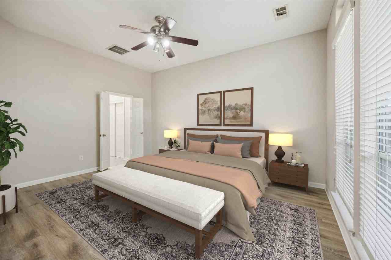 10834 Bay Bridge Dr - Photo 2 of 14