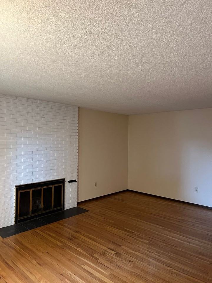 1113 Missoula Ave - Photo 4 of 31