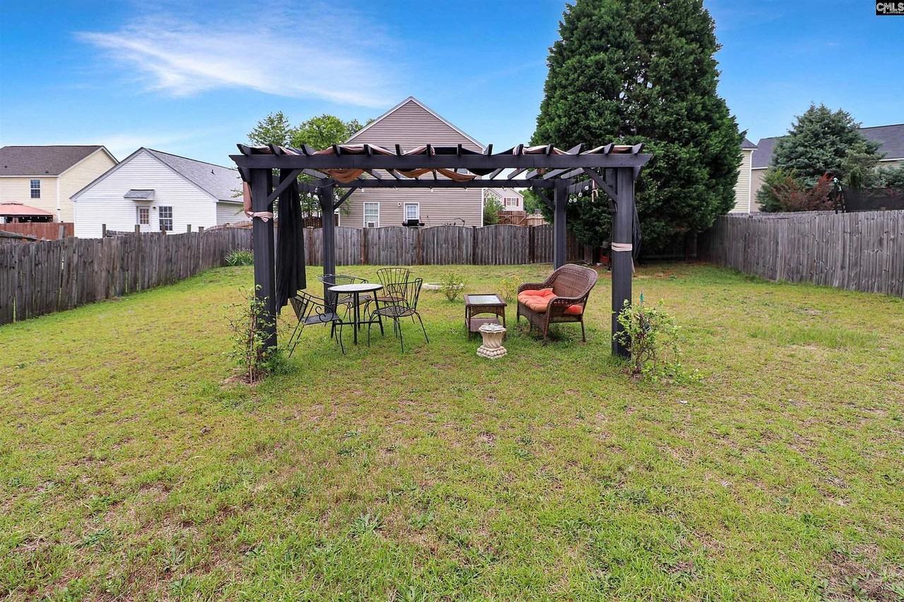 1306 Waverly Place Dr - Photo 5 of 25