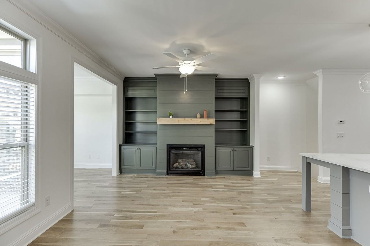 10674 Weir Way - Photo 4 of 41