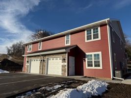 featured image of 362 Woodcrest Ln