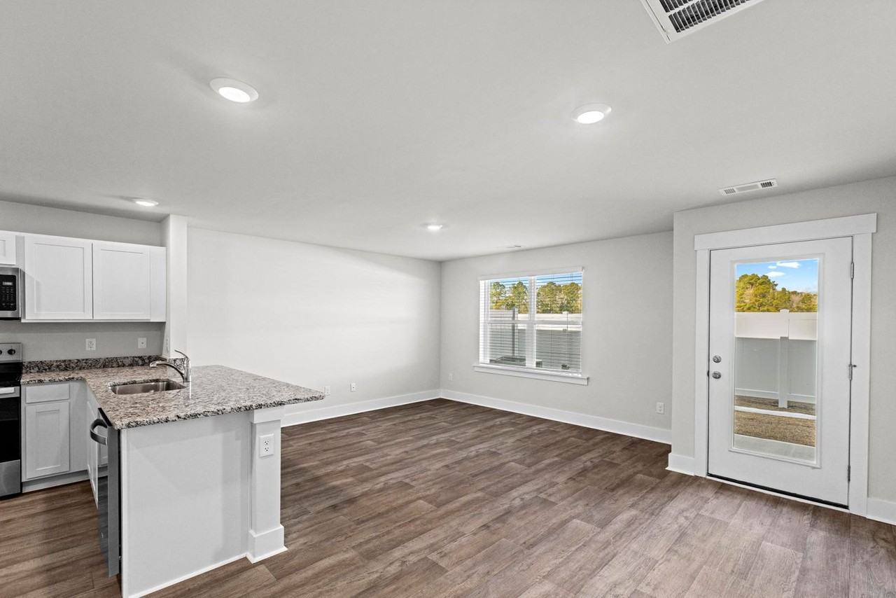 107 N Grassland Rd - Photo 6 of 24