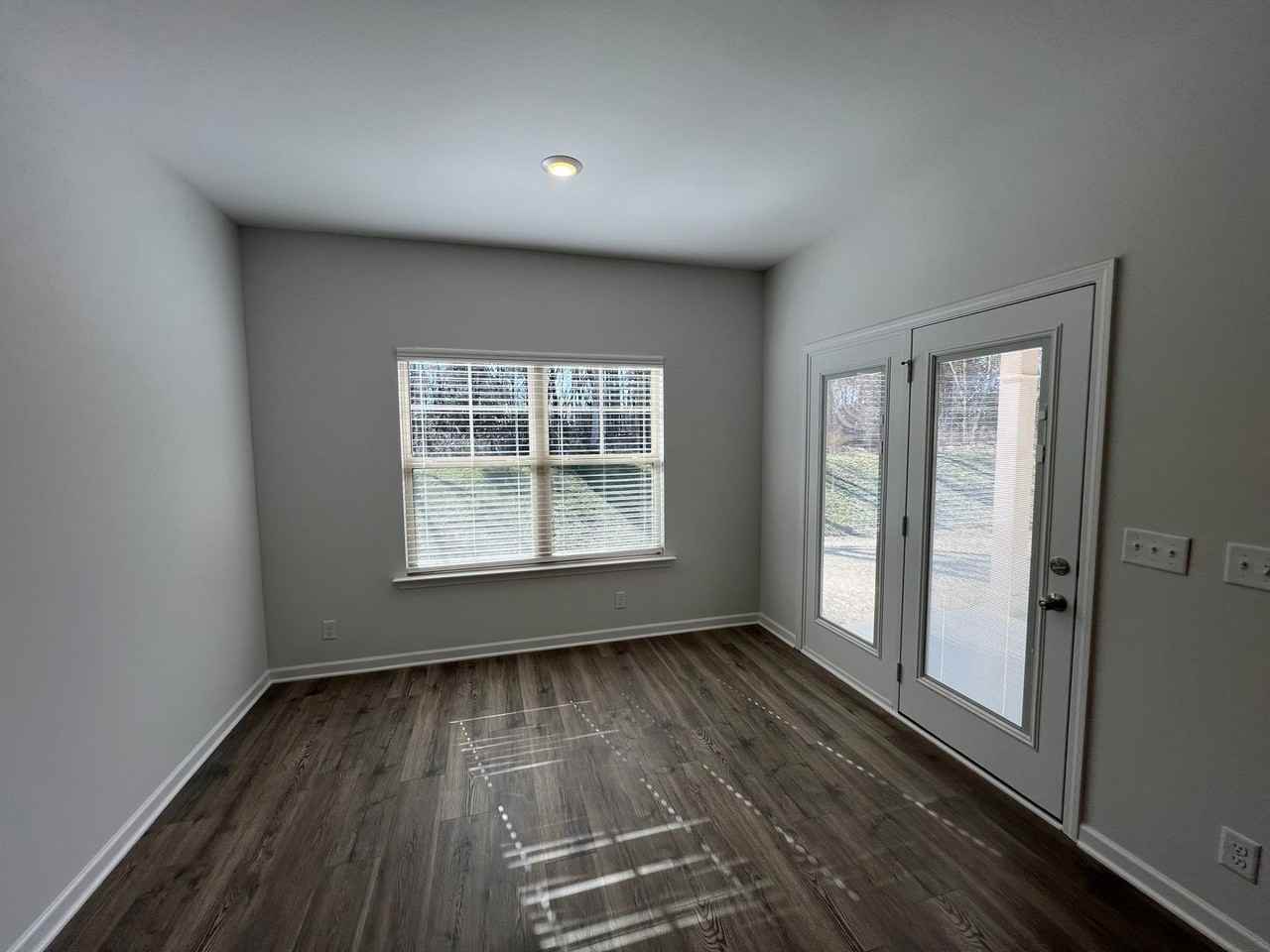 513 Crimper Ln - Photo 7 of 26