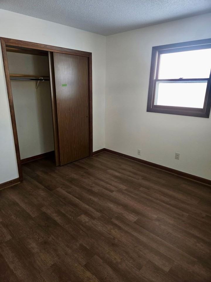 3974 Anna Dr - Photo 6 of 13