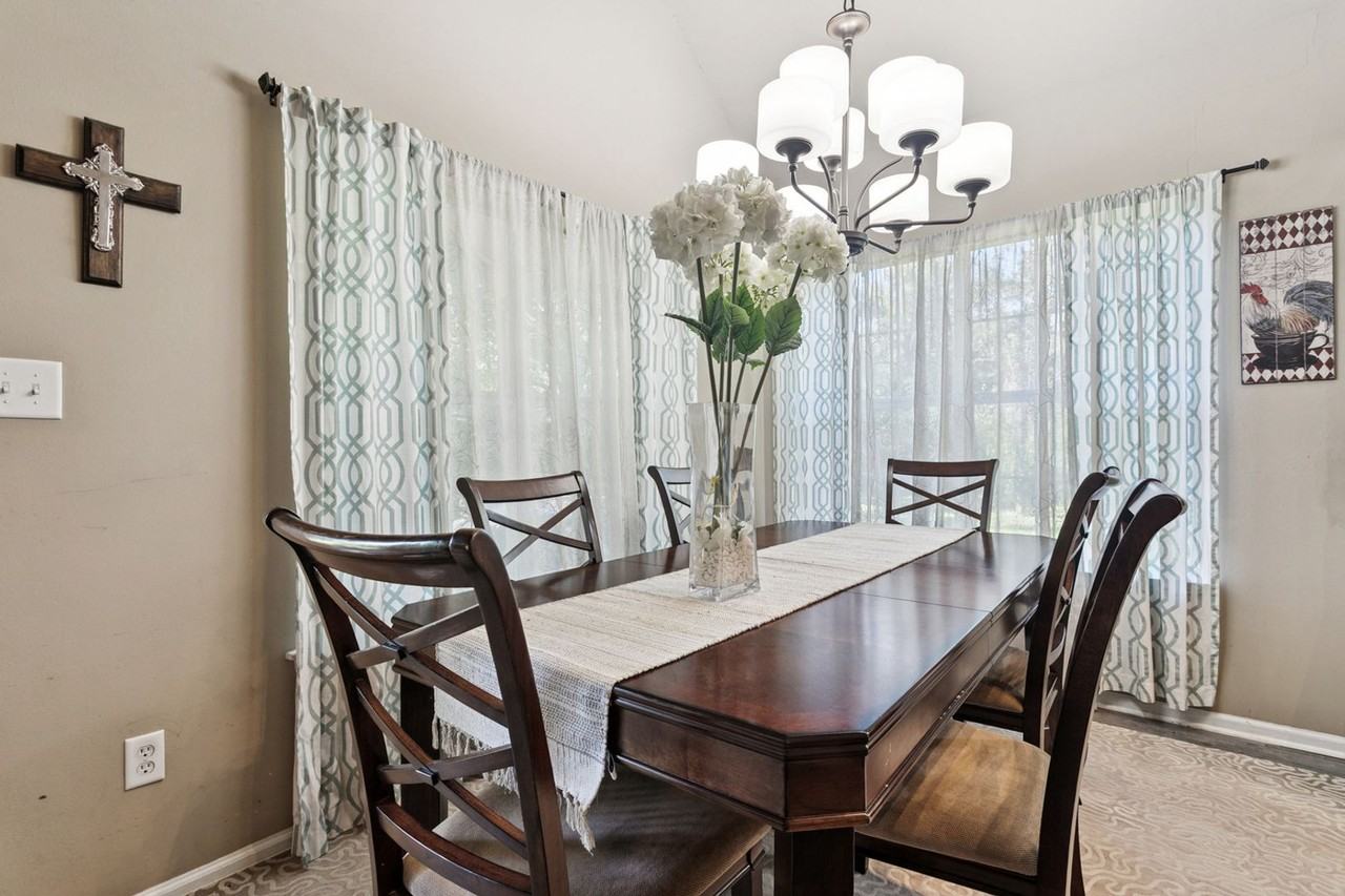 11169 Griffin Rd - Photo 5 of 20