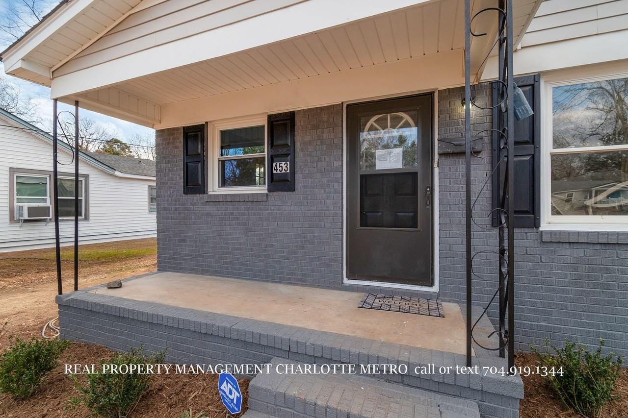 453 Bynum Ave - Photo 3 of 29