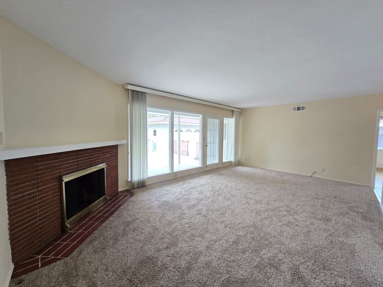 4820 Granada Ave - Photo 4 of 29