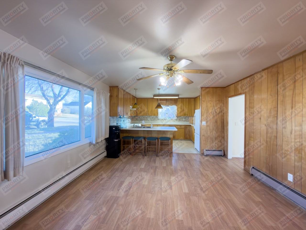 602 Rockpile Blvd - Photo 3 of 25