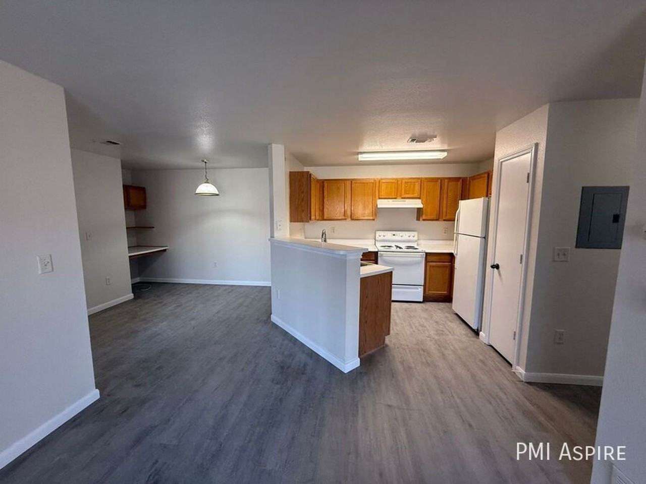 321 Quail Rd - Photo 3 of 47