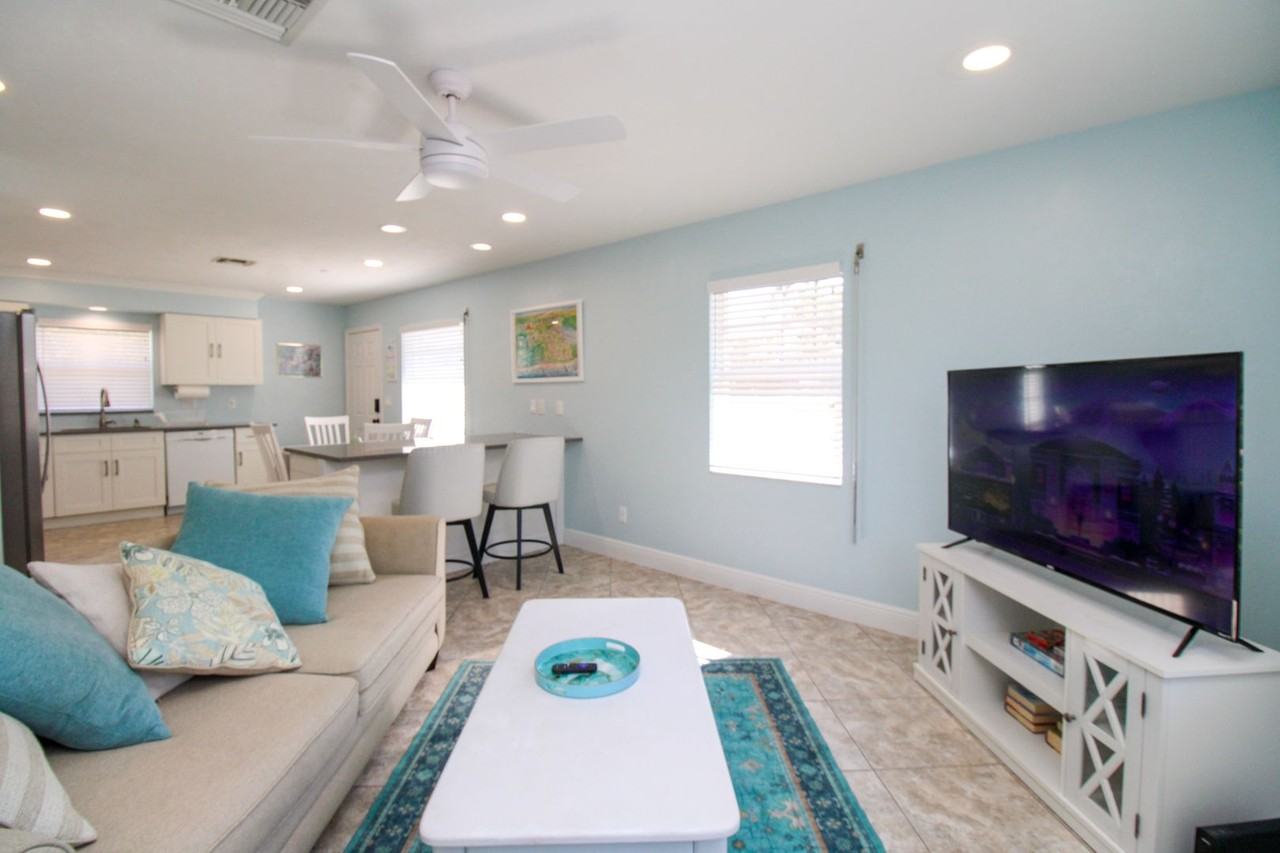 516 Gordonia Rd - Photo 3 of 50