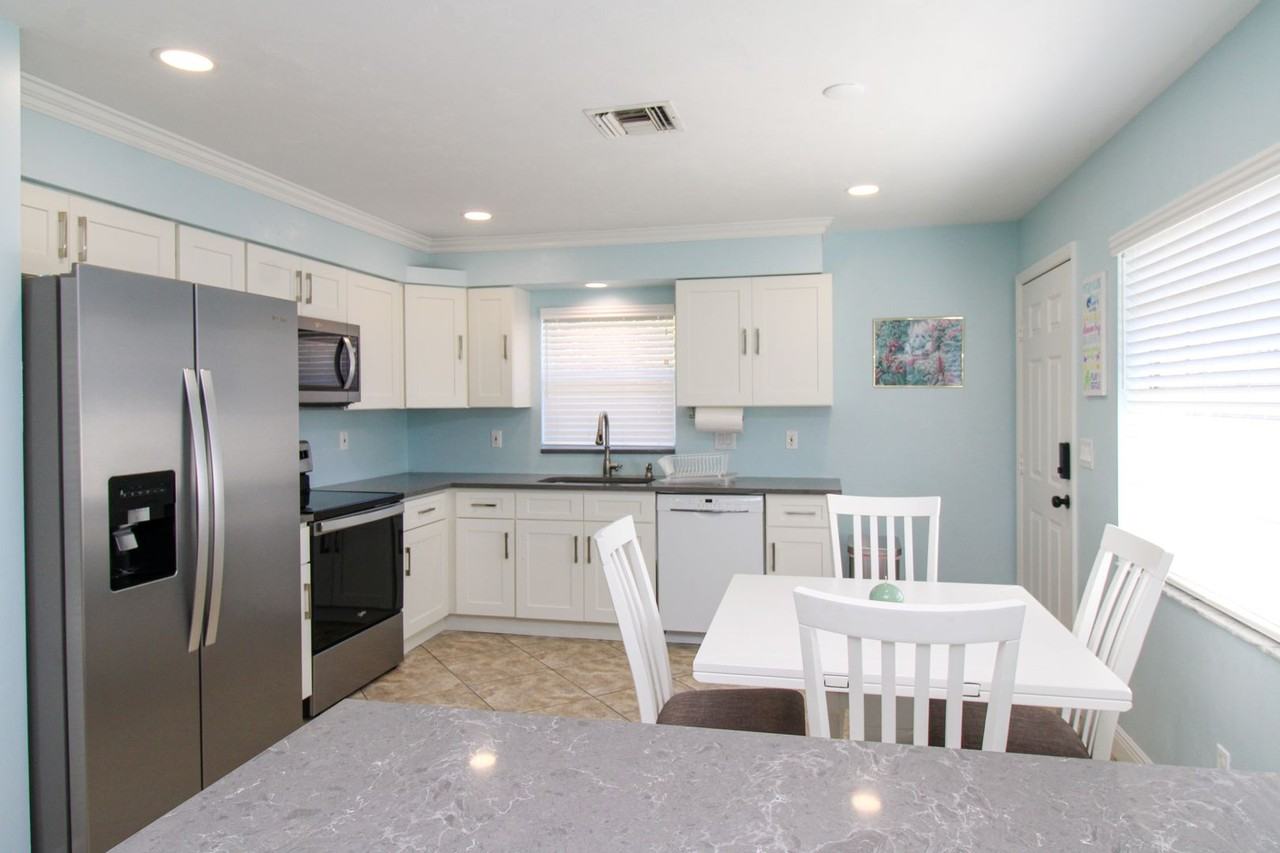 516 Gordonia Rd - Photo 4 of 50