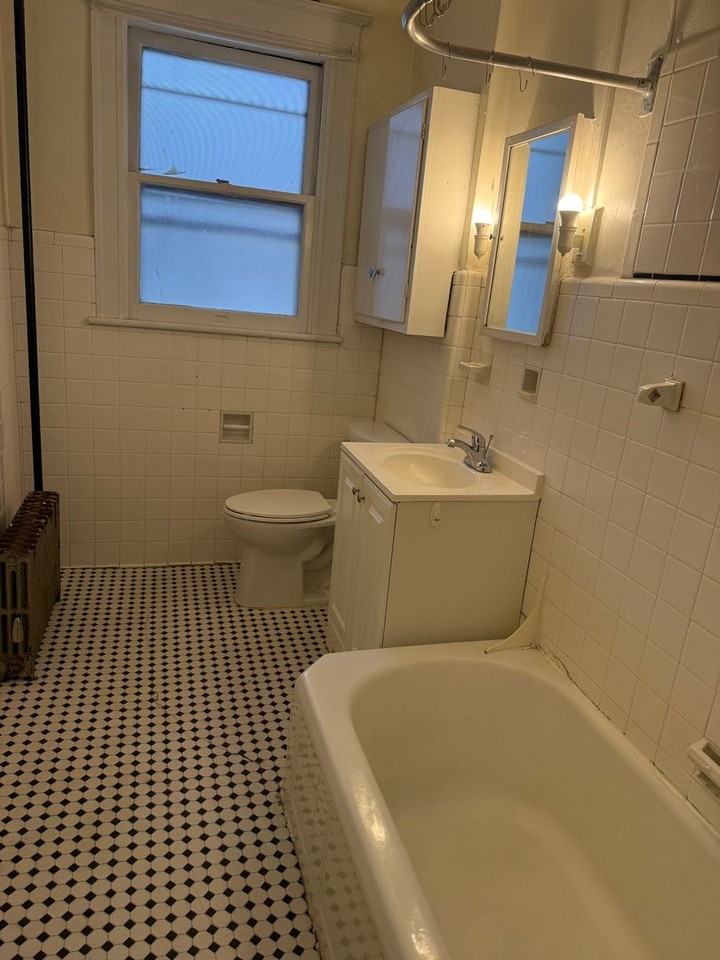 660 Chestnut St - Photo 6 of 12