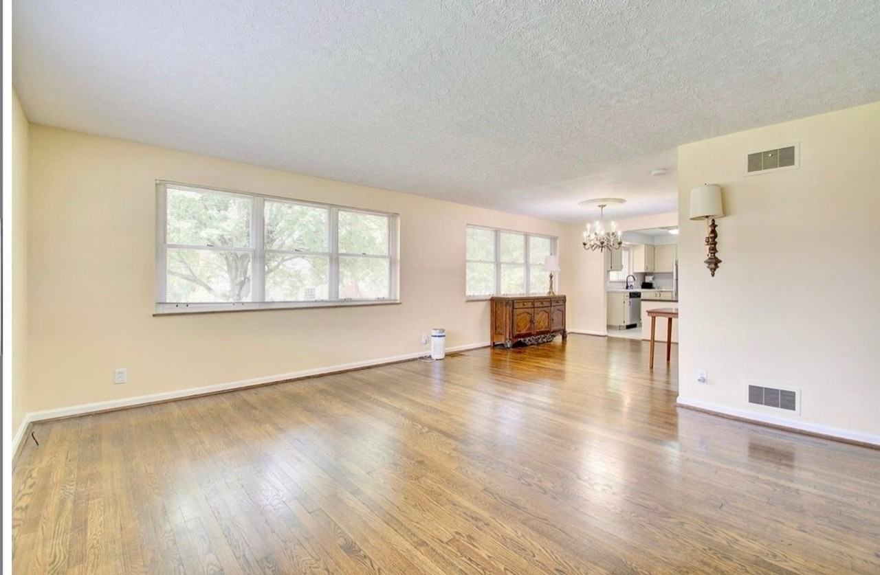 2401 Carlisle Ave - Photo 3 of 19