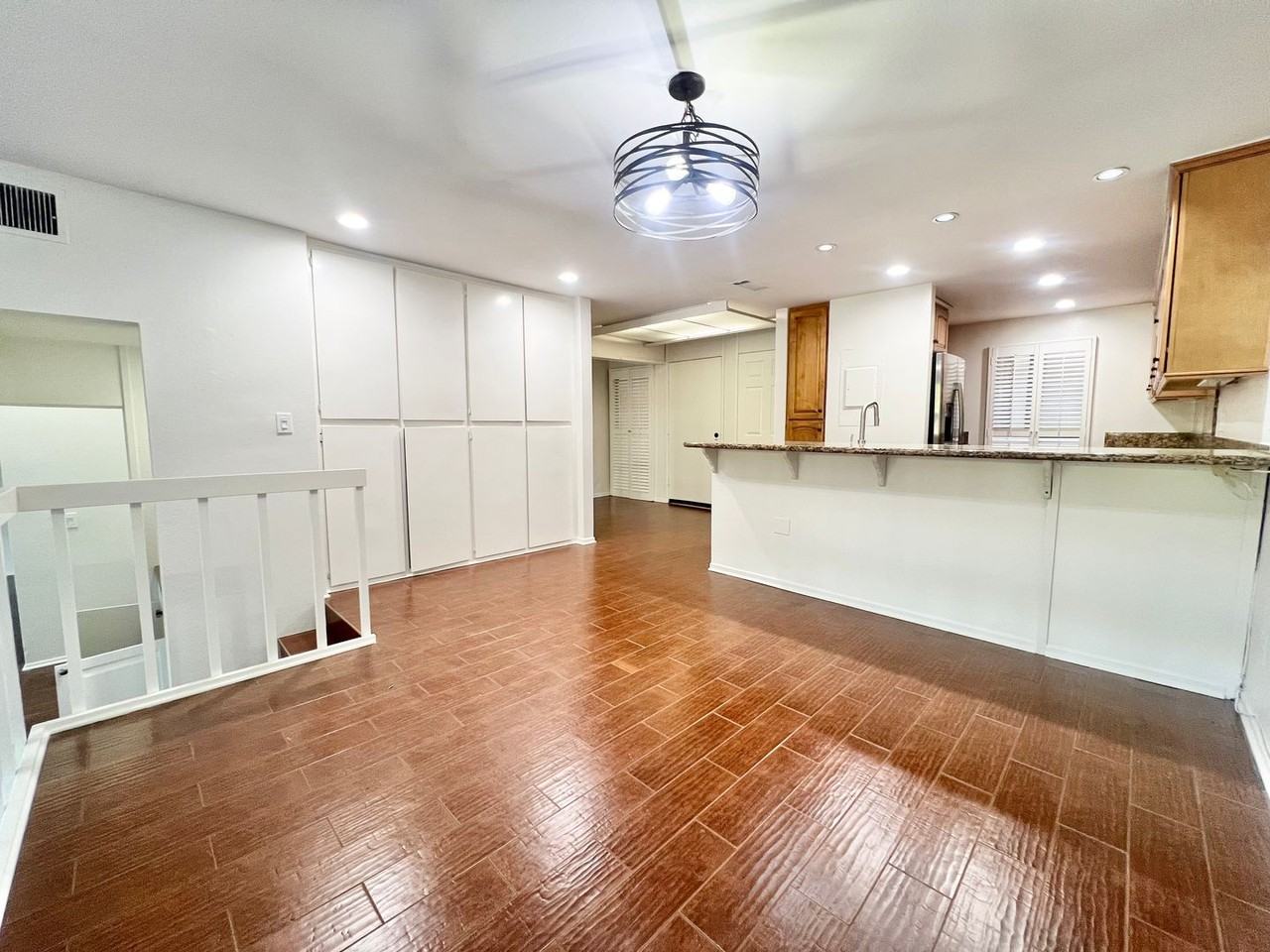 6115 Marina Pacifica Dr N - Photo 6 of 26