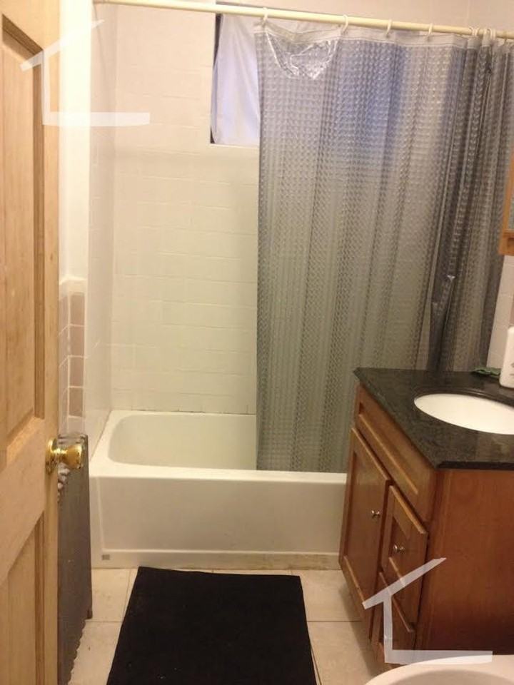 449 Beech St - Photo 2 of 3