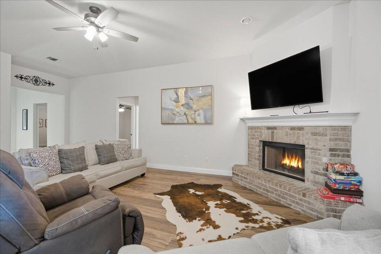 9606 Ross Ave - Photo 6 of 26