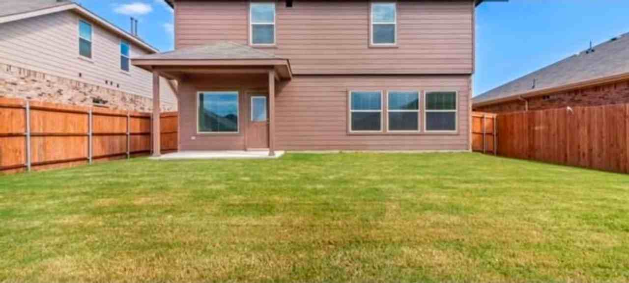 8037 Crimea Ln - Photo 6 of 13