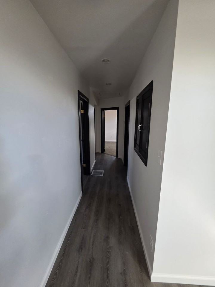 1012 Genevieve Pl - Photo 3 of 10