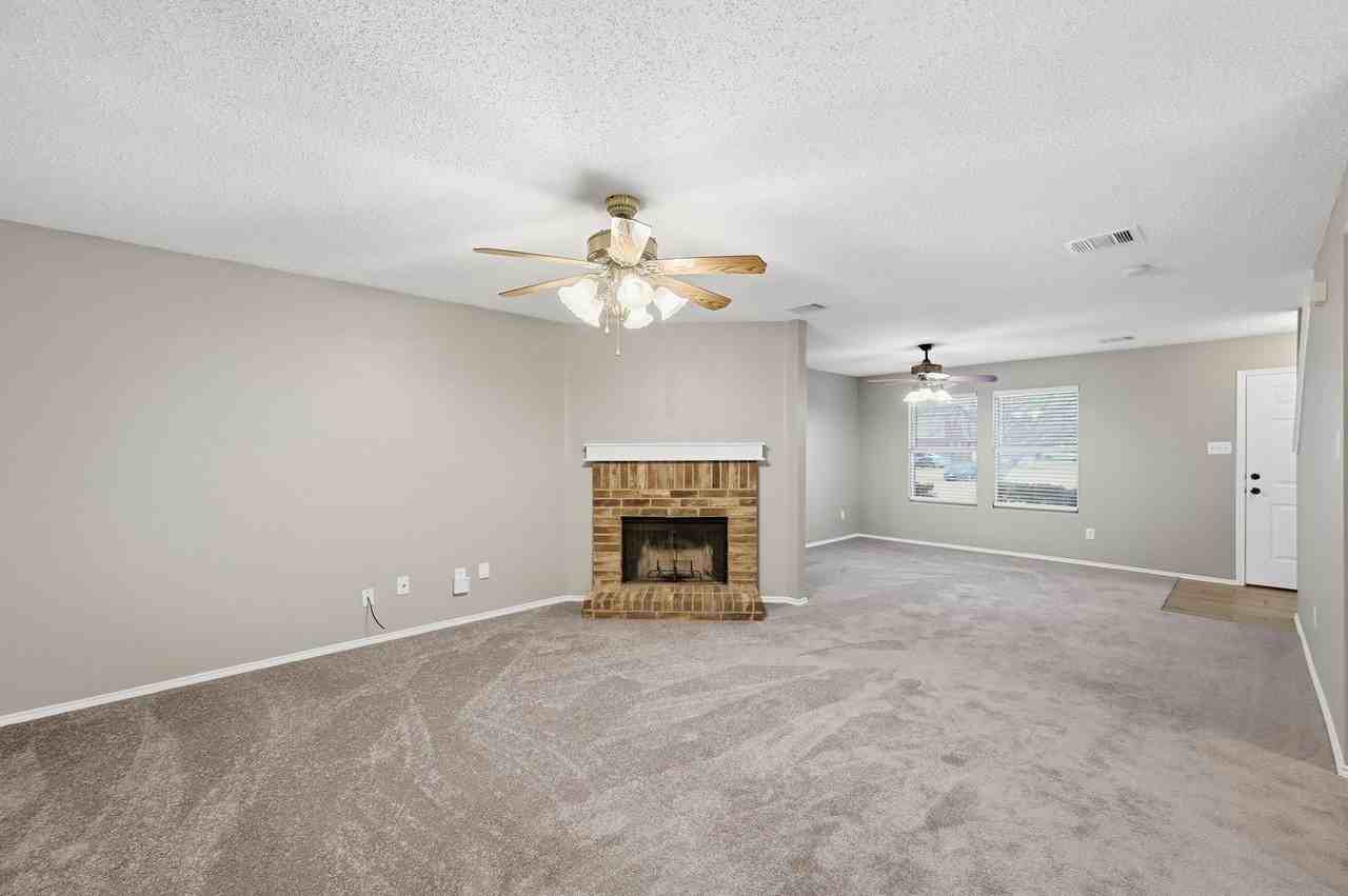3119 Pompi Dr - Photo 3 of 23