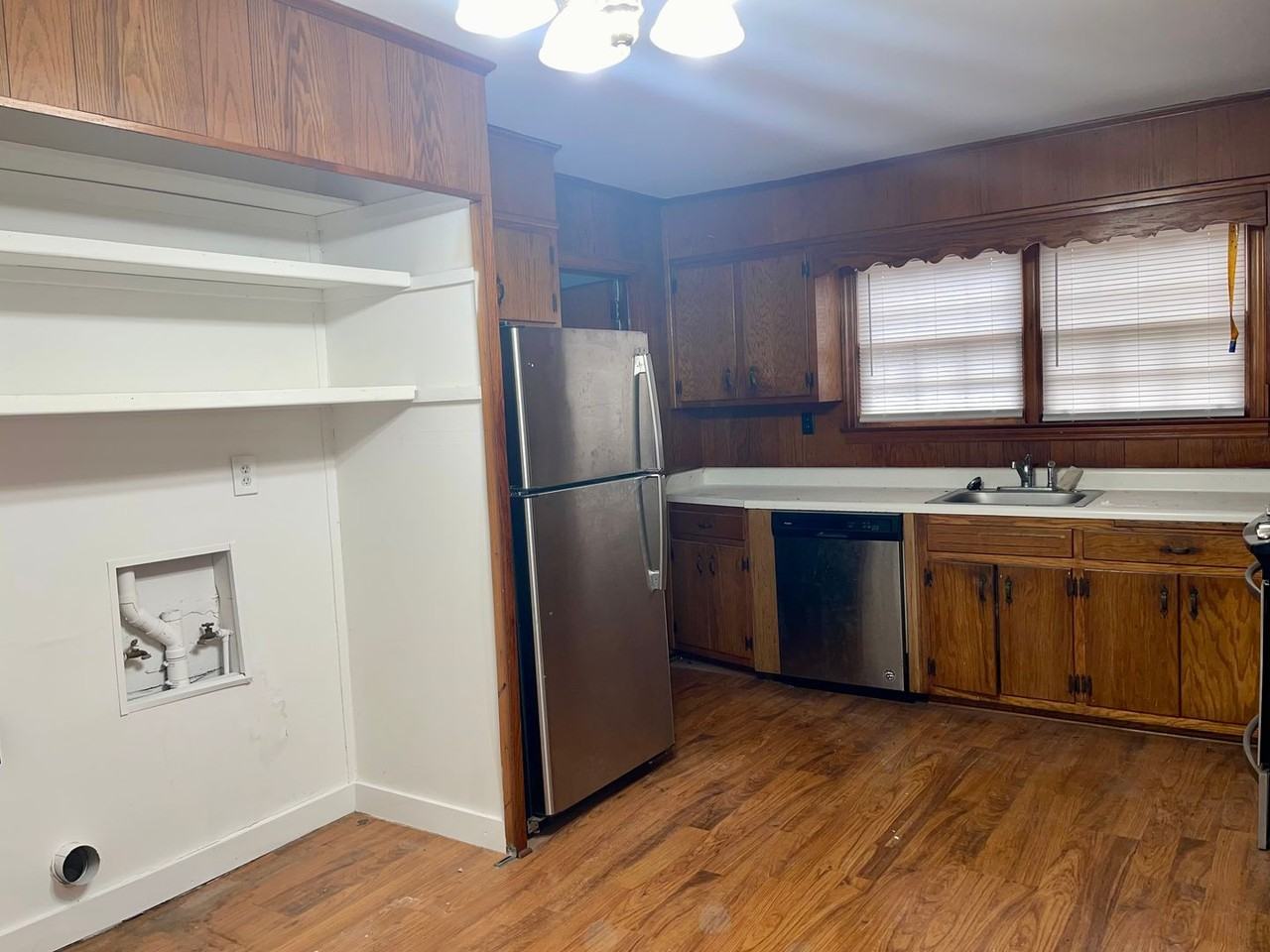 5017 East St - Photo 4 of 18