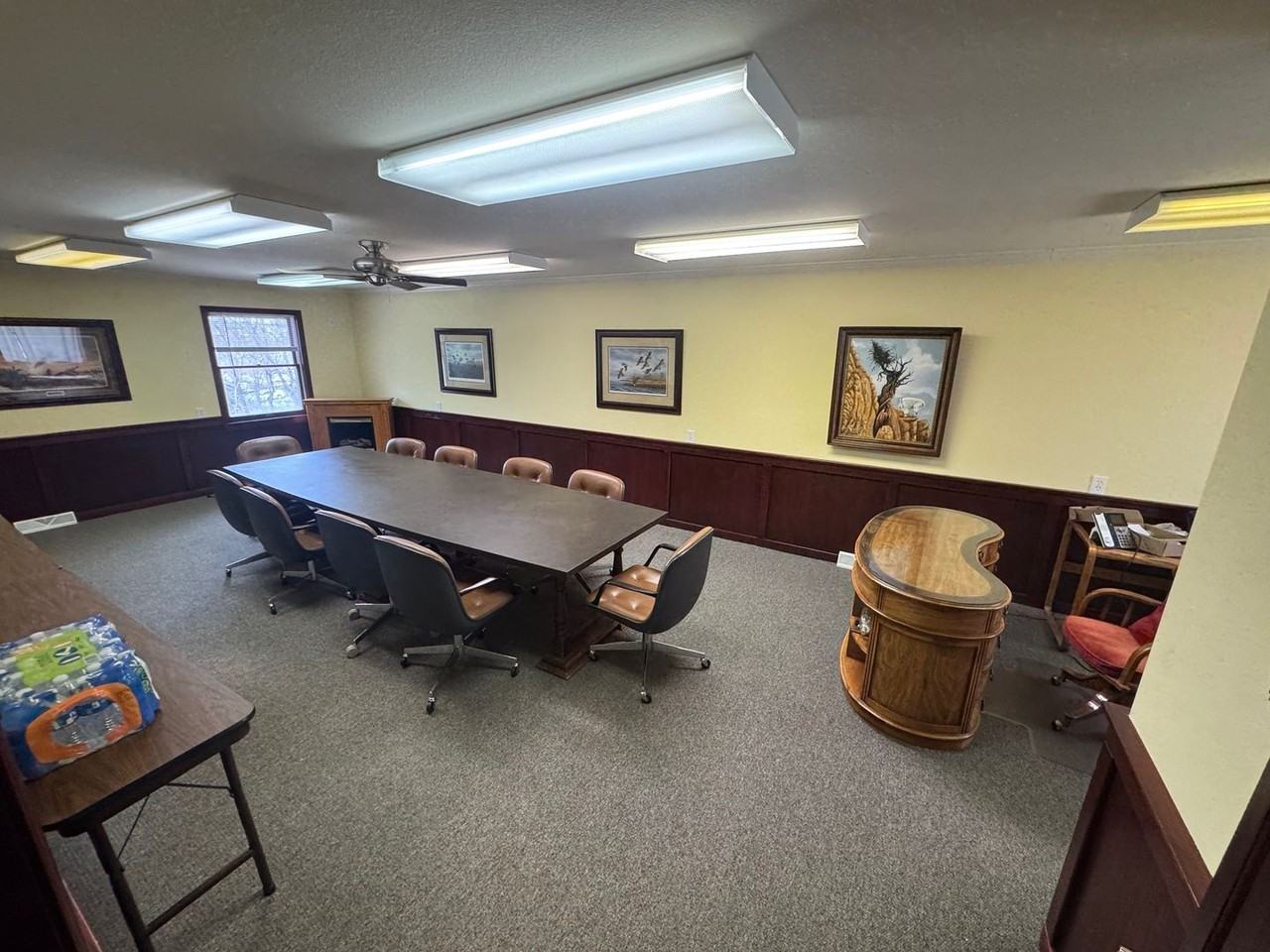 810 Wildwood Drive - Photo 2 of 2