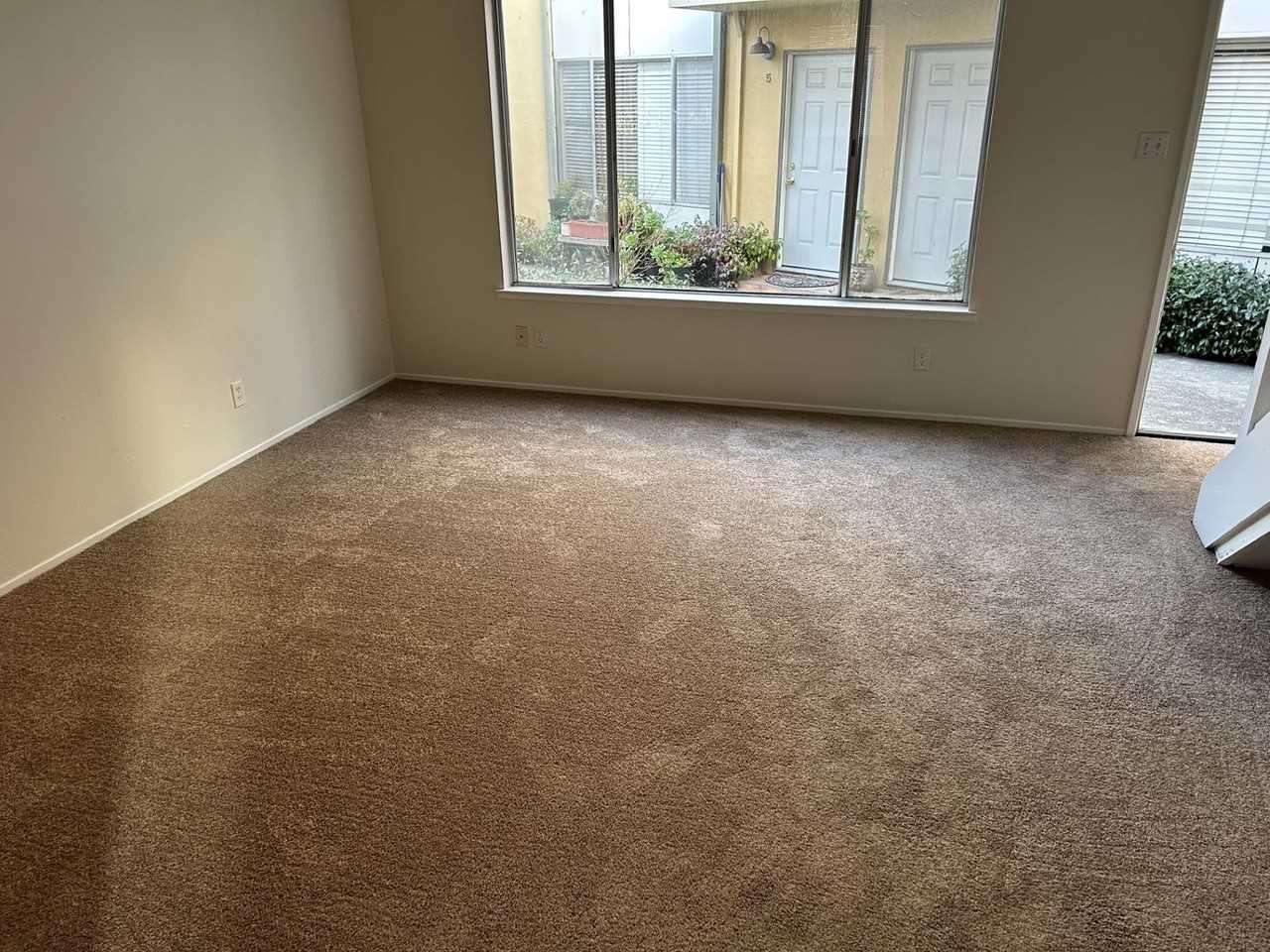 37 El Rose Dr #2 - Photo 5 of 17