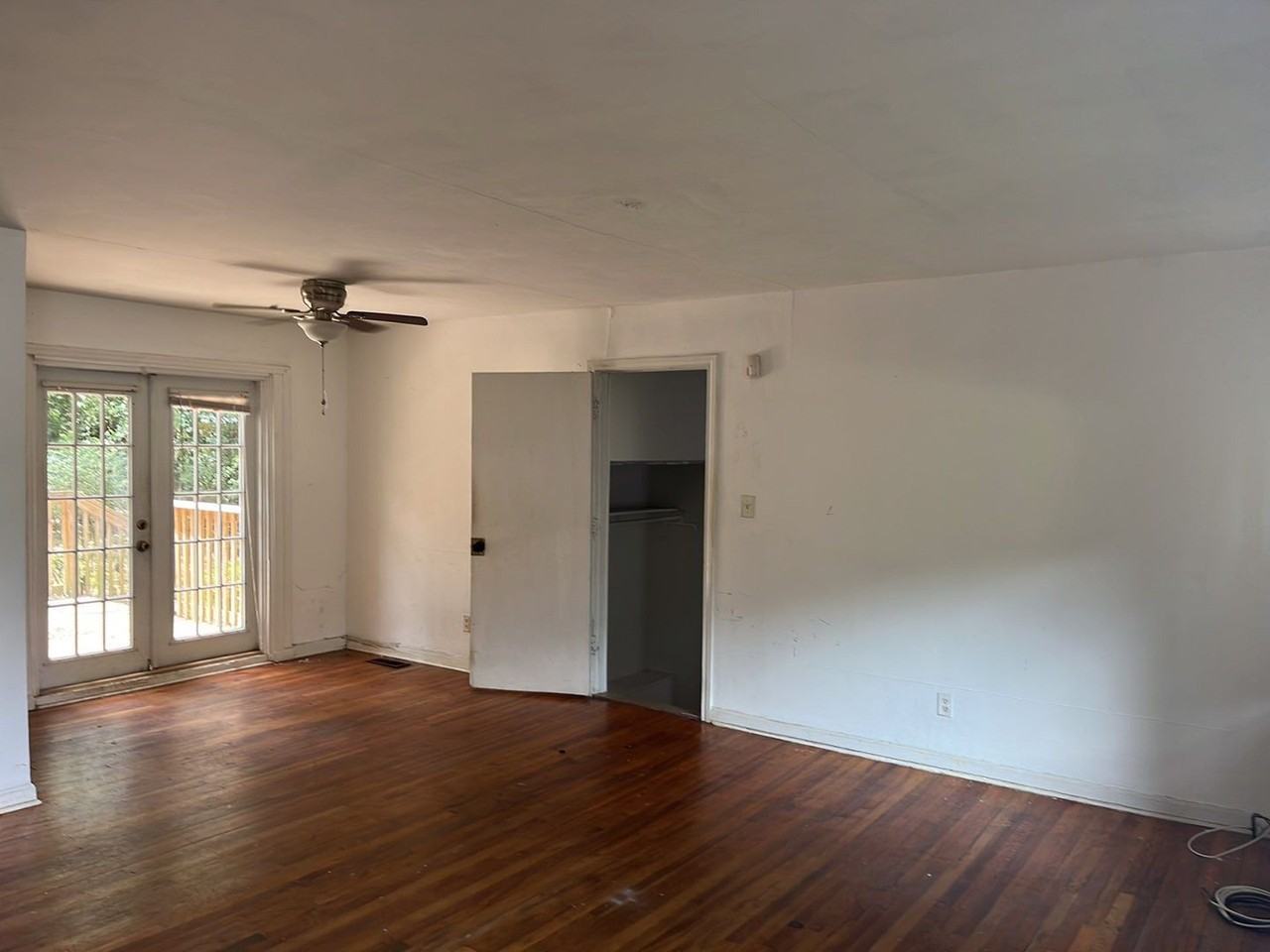 408 Murat St - Photo 5 of 16