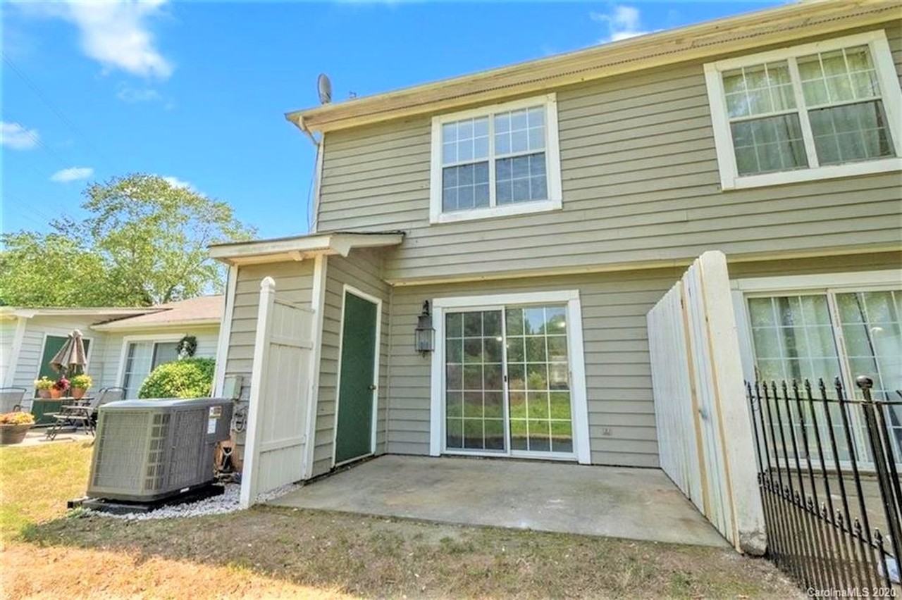 202 Heritage Pkwy - Photo 2 of 15