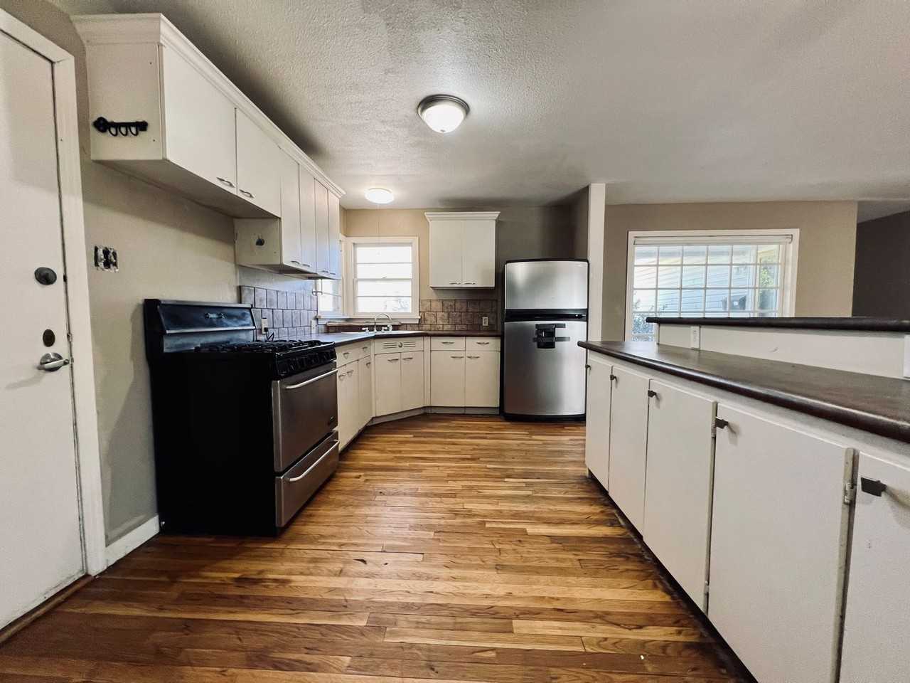 3413 30th St - Photo 7 of 17