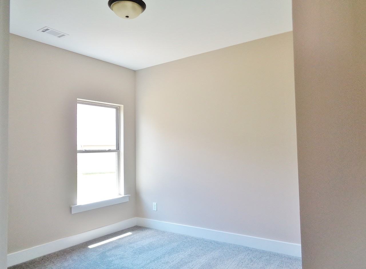 11648 Andrew Way - Photo 5 of 37