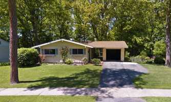 featured image of 1931 Fairwood Ln