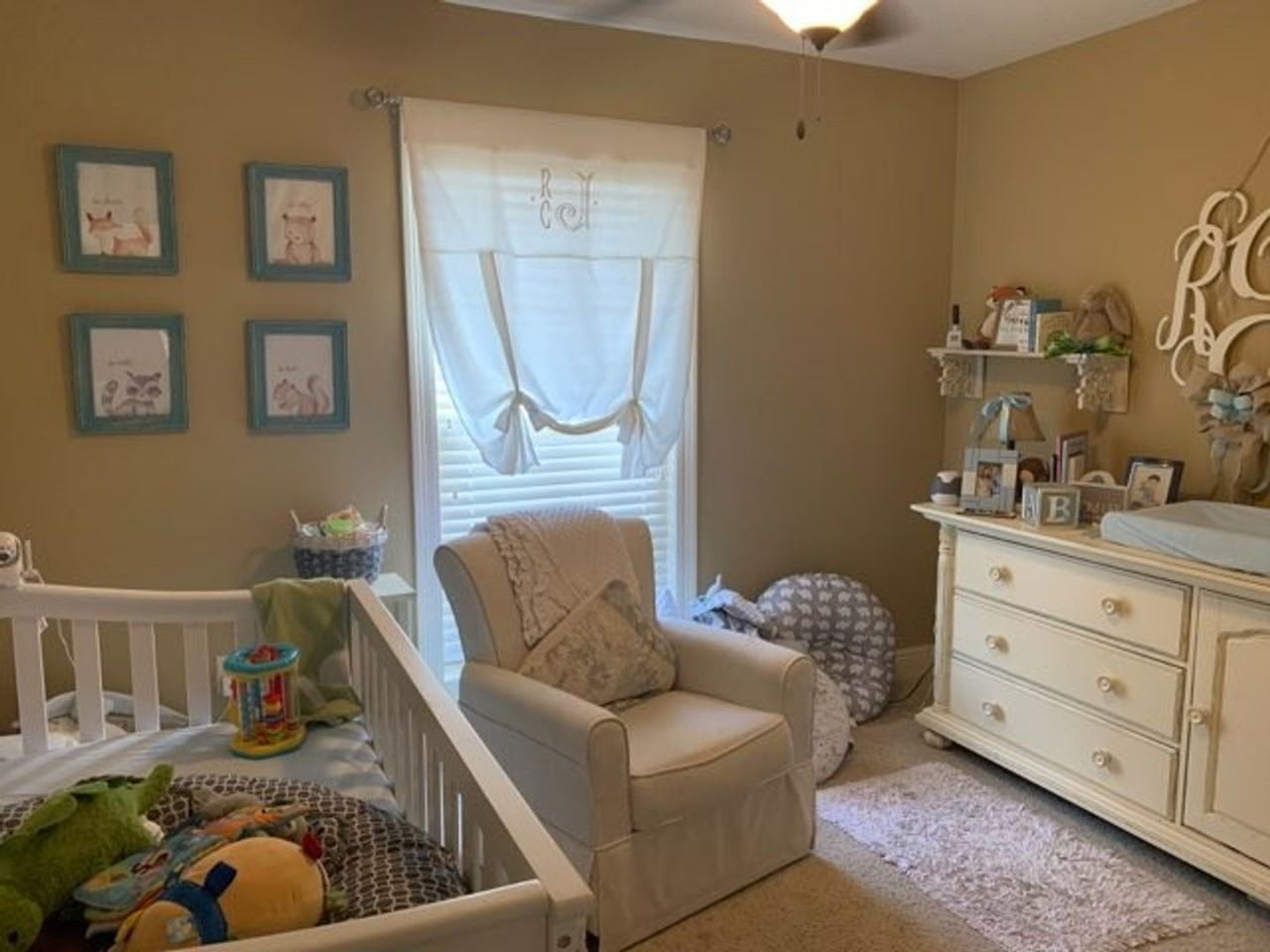 442 Spring Hill Pt - Photo 2 of 11