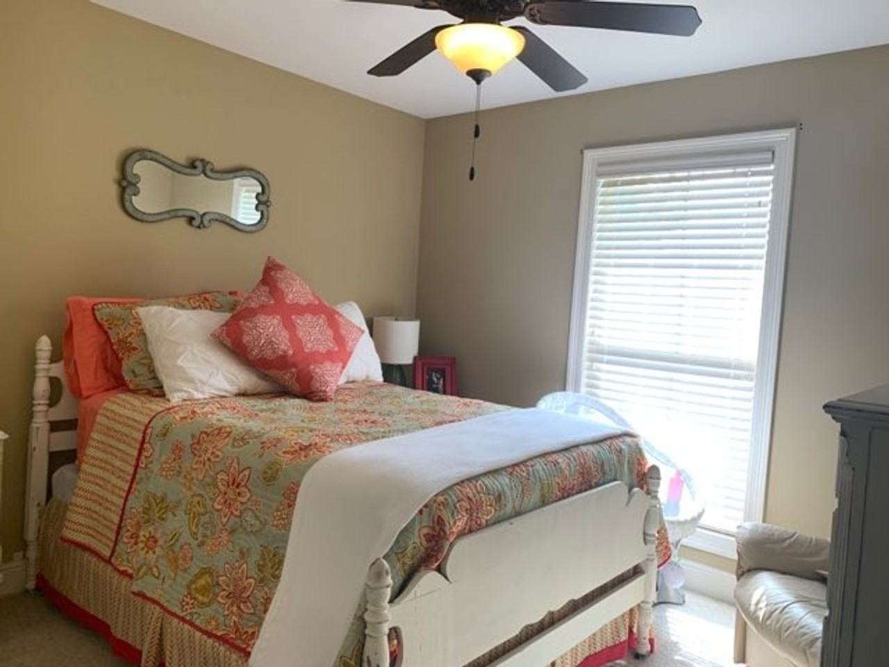 442 Spring Hill Pt - Photo 3 of 11