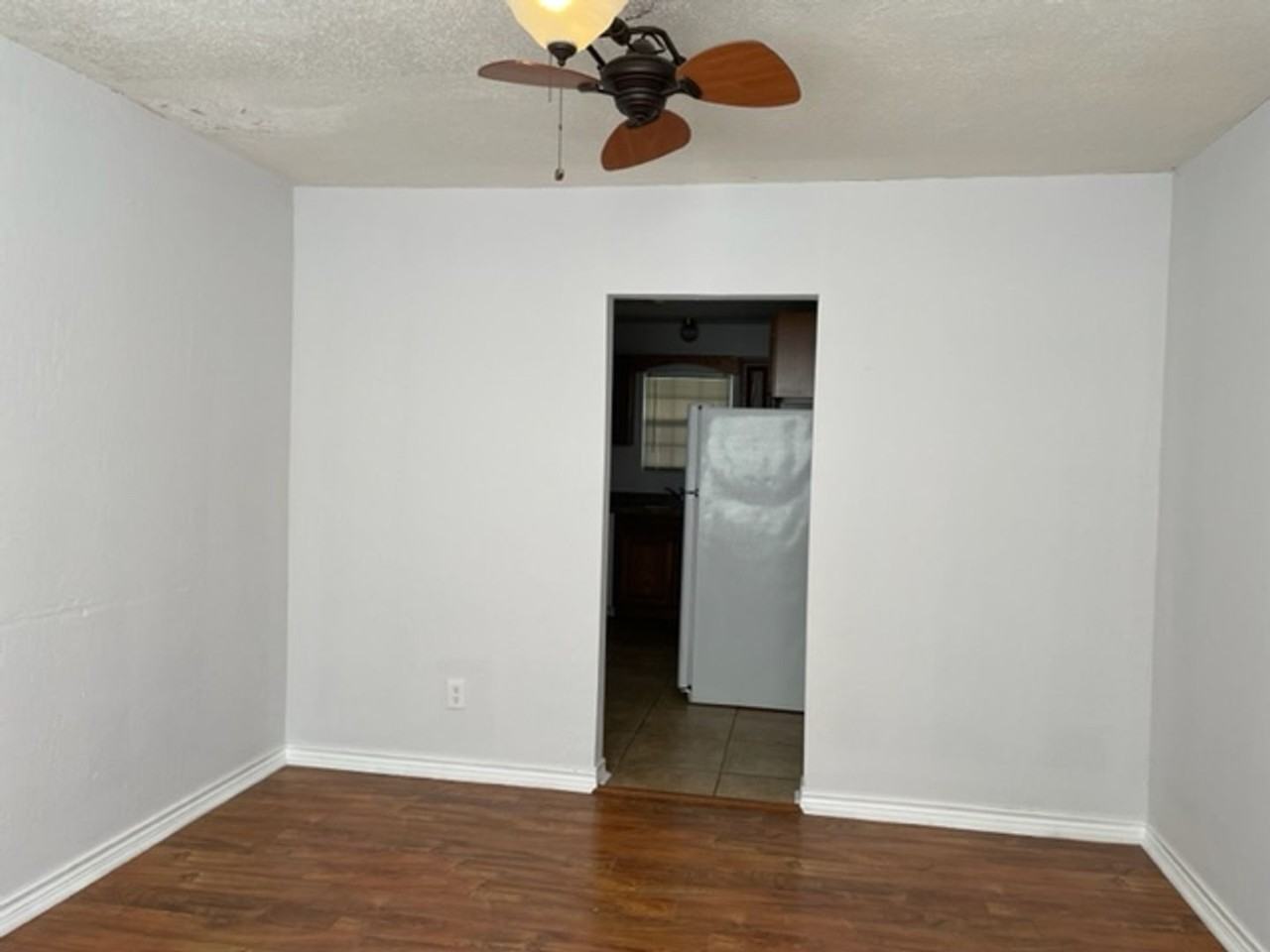 801 S Dallas St - Photo 3 of 8