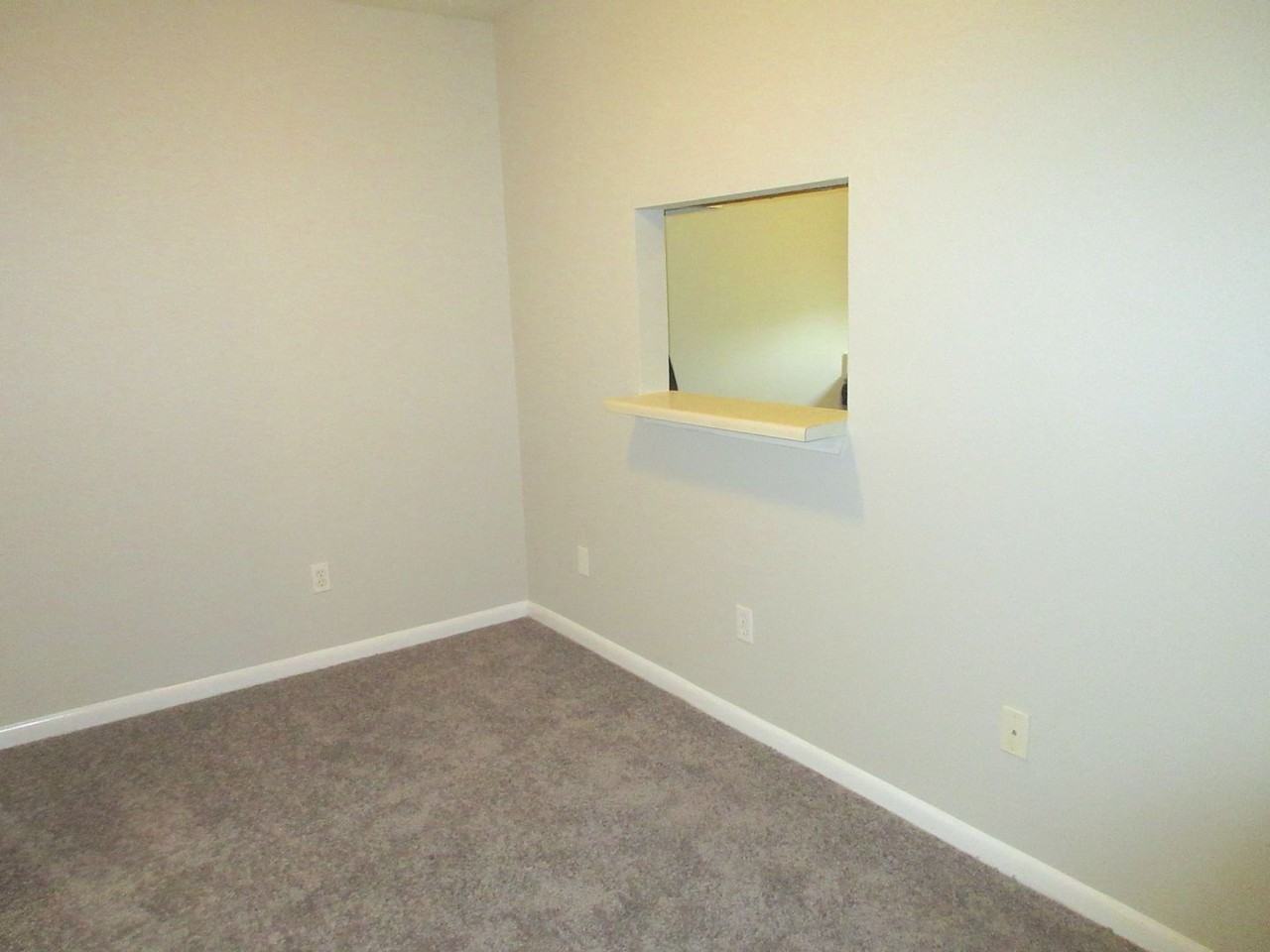 1230 Shadowdale Dr - Photo 6 of 15