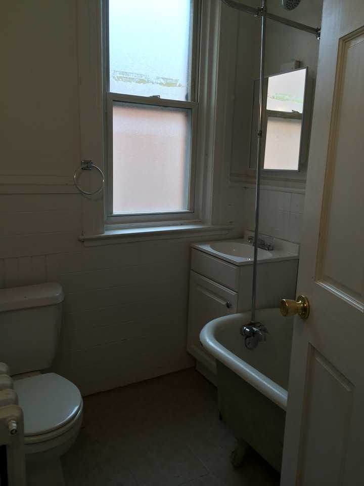 622 Chestnut St #2 - Photo 5 of 13