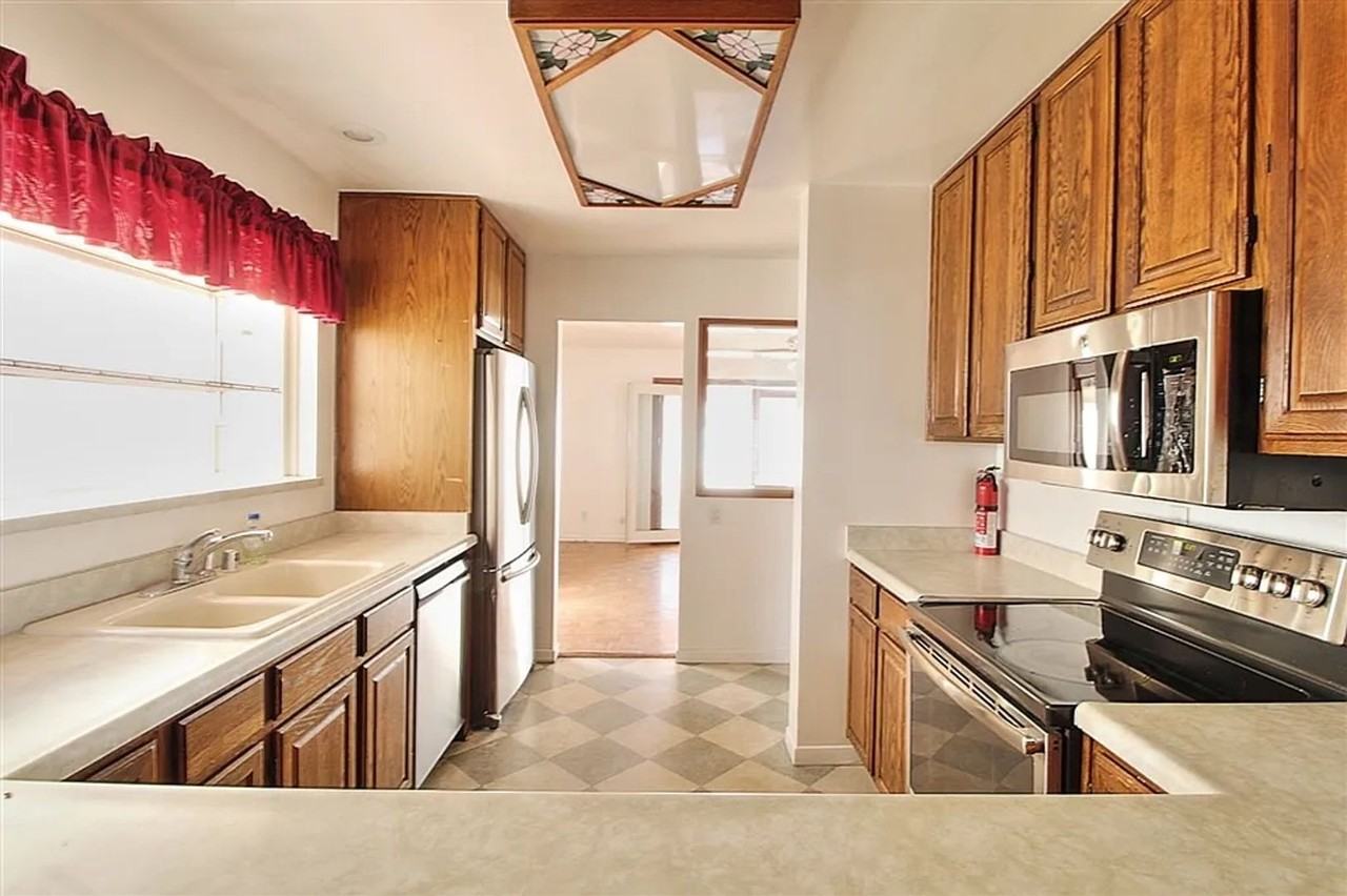 5152 Providence Rd - Photo 7 of 14