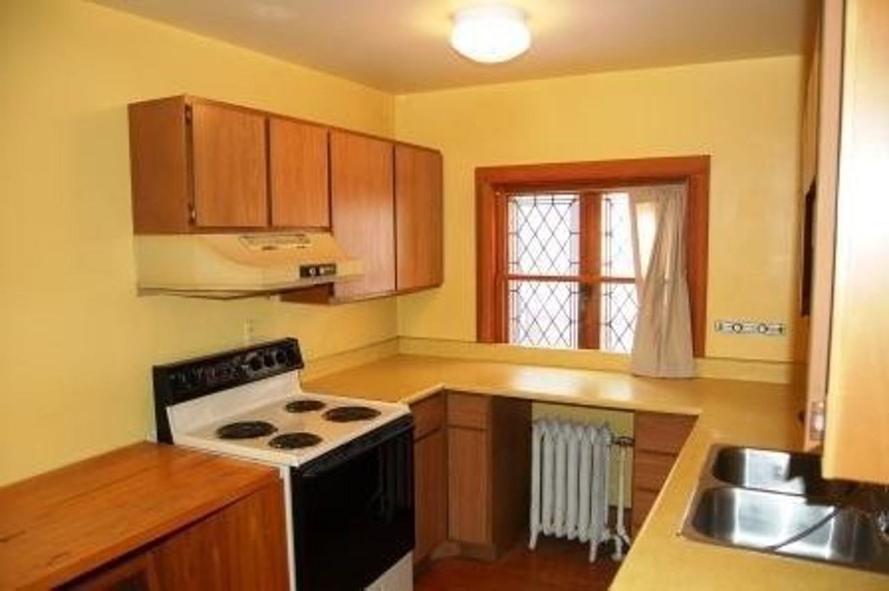 22 N Butler St - Photo 2 of 19