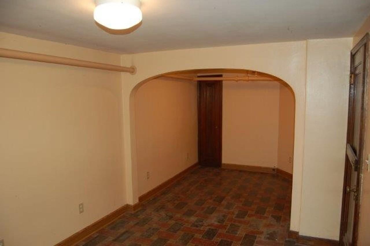 22 N Butler St - Photo 2 of 18