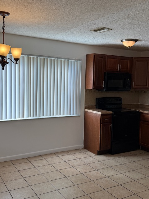 5972 Nw 19th St #4 - Photo 4 of 29