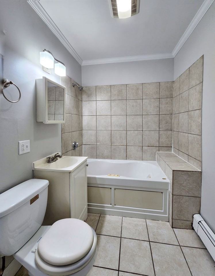 179 Campbell Ave #101 - Photo 2 of 9