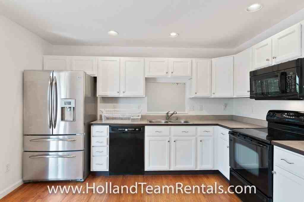 16418 Stone Ledge Dr - Photo 7 of 25