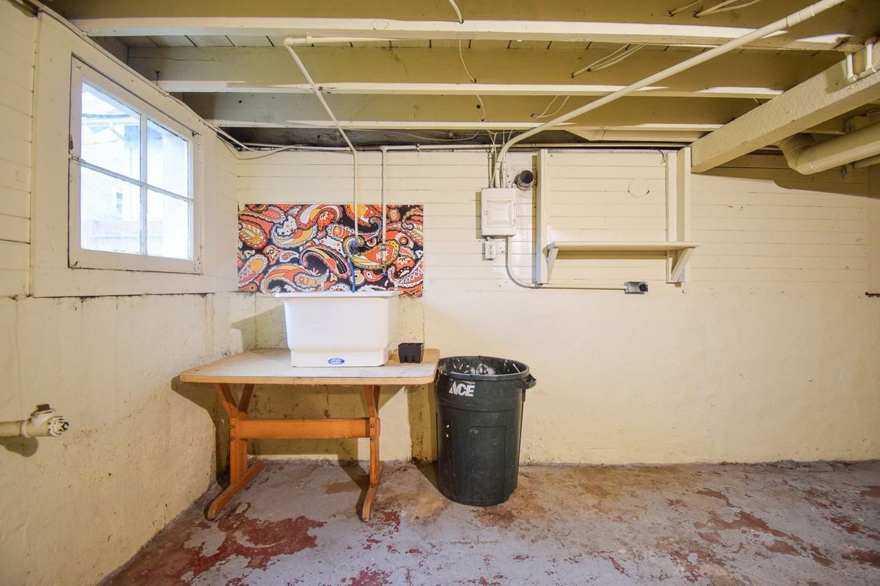 3627 Ne 13th Ave - Photo 6 of 28