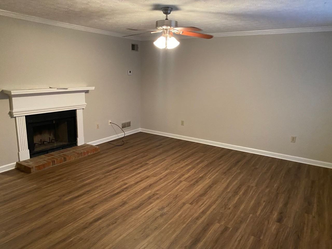 250 Cleveland Rd #211 - Photo 3 of 18