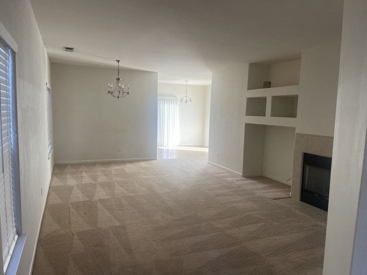 614 Mosburg Loop - Photo 3 of 10