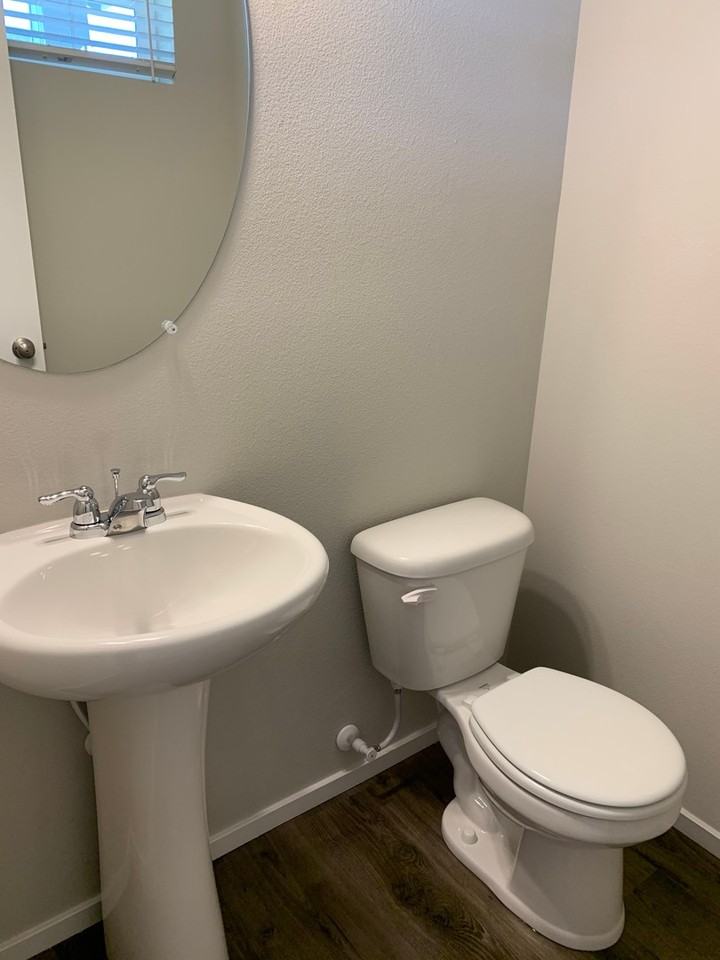 1718 Ne 37th Ave - Photo 3 of 27