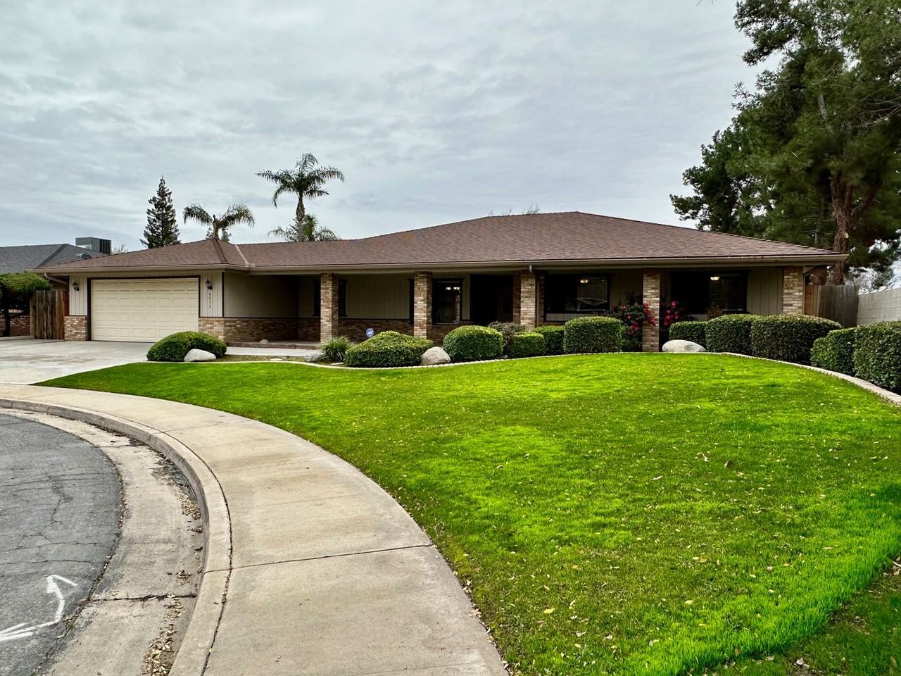 9913 Spring Oak Dr - Photo 3 of 41