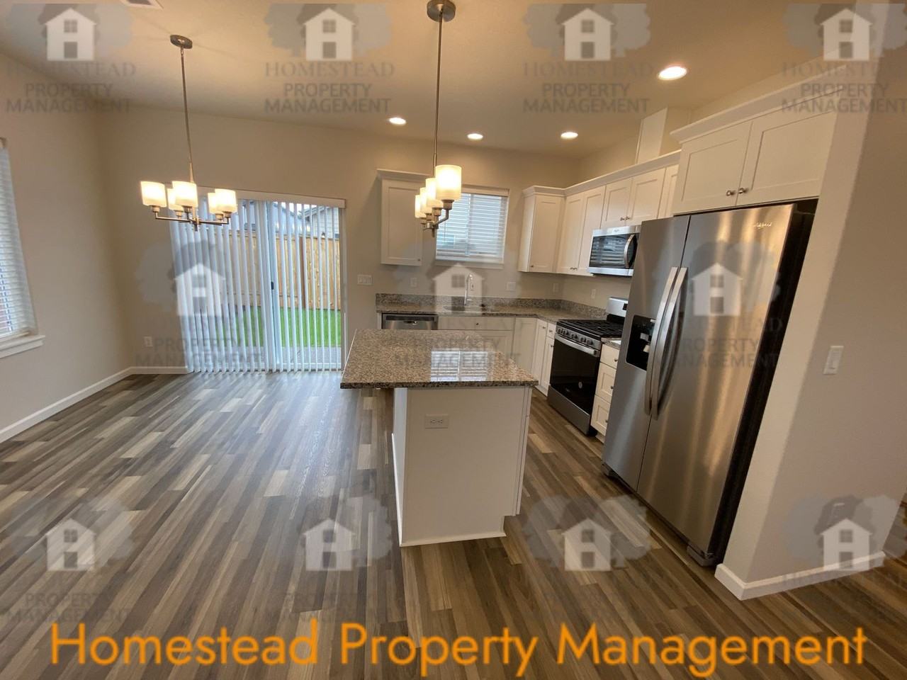 1856 Se Blueberry St - Photo 7 of 41