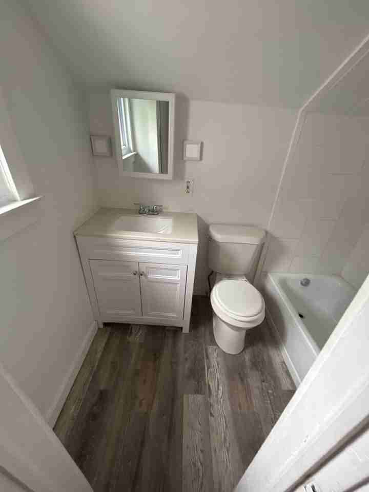 3211 W 116th St - Photo 6 of 41